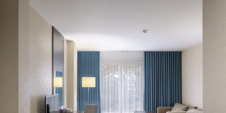 4* hotel u malebného polského jezera v srdci přírodní rezervace: jídlo, wellness a až 2 děti zdarma