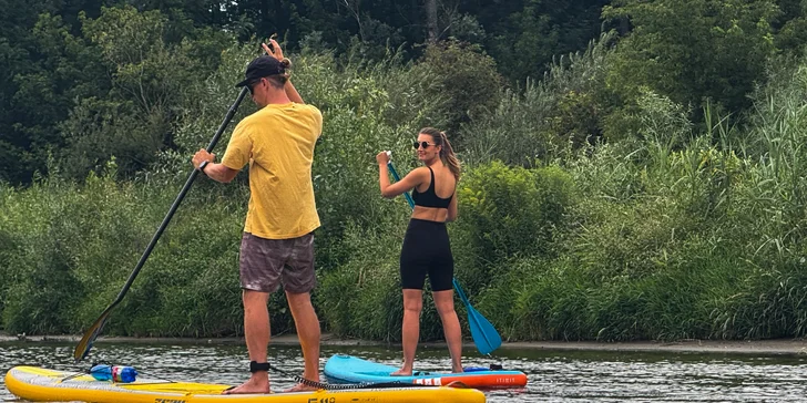 Pronájem paddleboardu nebo lodě pro dvě až čtyři osoby: půjčovna na řece Moravě
