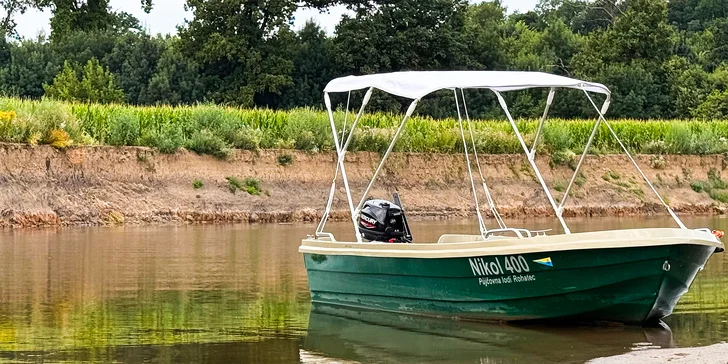 Pronájem paddleboardu nebo lodě pro dvě až čtyři osoby: půjčovna na řece Moravě