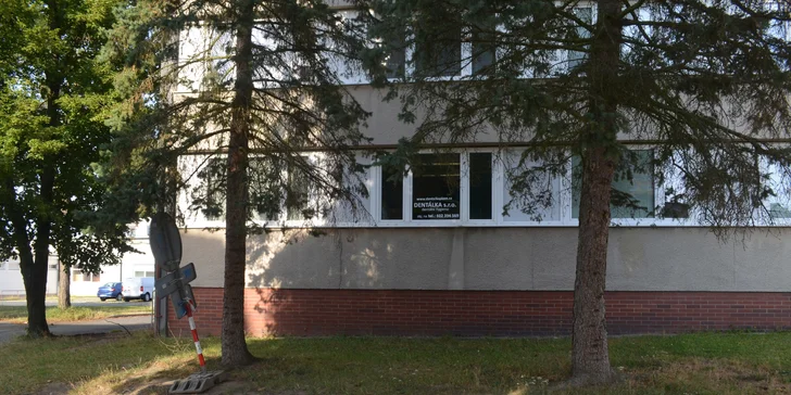Vstupní vyšetření nebo kompletní dentální hygiena pro dospělé