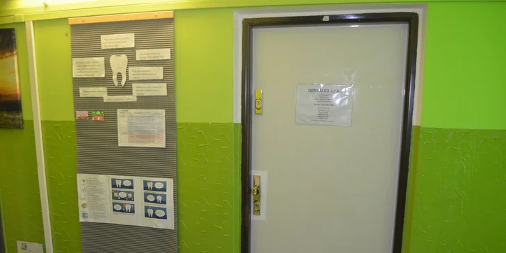 Vstupní vyšetření nebo kompletní dentální hygiena pro dospělé