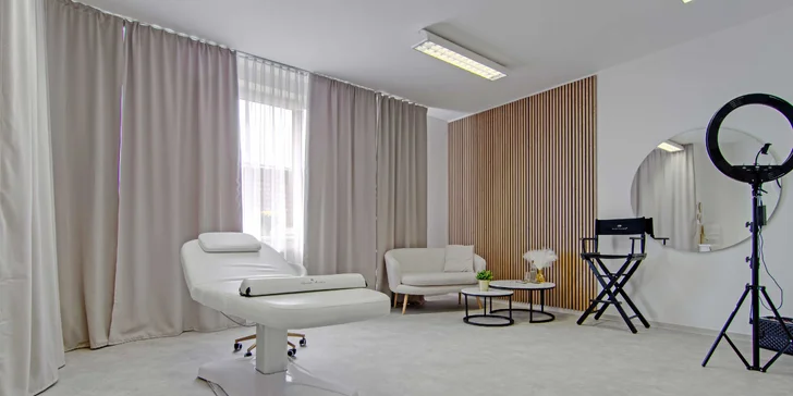 Laminace obočí či lash lifting včetně barvení a hloubkové výživy