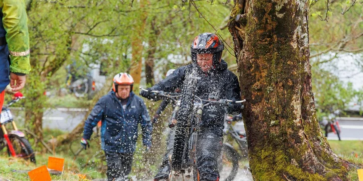 Trénink motocyklového trialu nebo classic trialu s Jirkou Svobodou