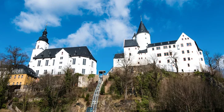 Německá strana Krušných hor: polopenze, wellness, tenis, minigolf i výlety na hrady a zámky