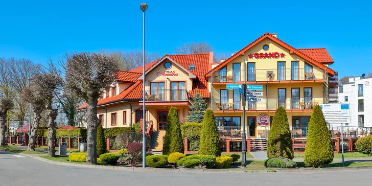 Relax přímo u Baltu: pokoj s kuchyňkou, jídlo a neomezeným wellness