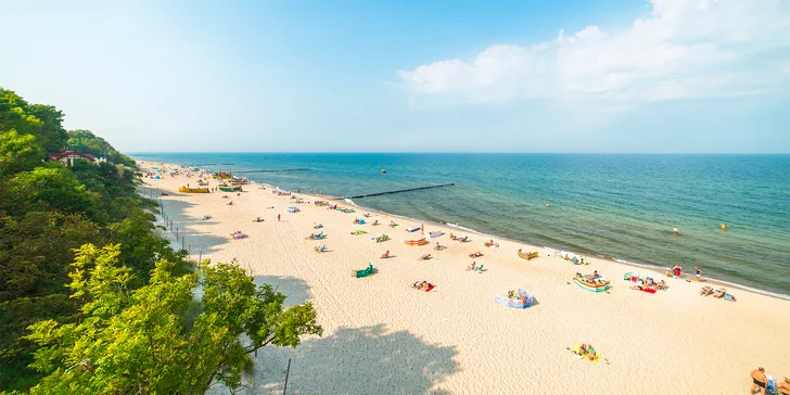 Relax přímo u Baltu: pokoj s kuchyňkou, jídlo a neomezeným wellness