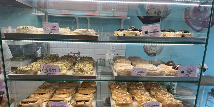 Otevřené vouchery do La Donuteria v Chomutově: 200–600 Kč na cokoliv