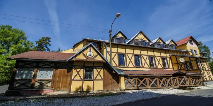 Rodinný pobyt na Bublavě v Krušných horách: pohodový baby friendly hotel se snídaní