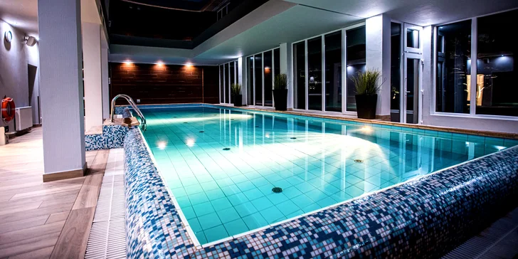 4* hotel u malebného polského jezera v srdci přírodní rezervace: jídlo, wellness a až 2 děti zdarma
