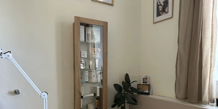 Dejte chloupkům sbohem: epilace podpaží, třísel, nohou i rukou teplým voskem
