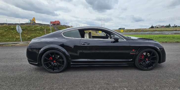 Bentley Continental: 15 min. spolujízdy nebo až 60 min. řízení i s focením a knihou