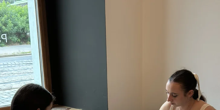 Zapůjčení deskových her nebo místnost s PlayStation 5 až pro 12 osob a občerstvení