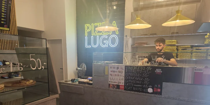 Pizza do krabice: Margerita, Hawai i Quattro Formaggi, 32 cm, voucher na jednu nebo dvě pizzy