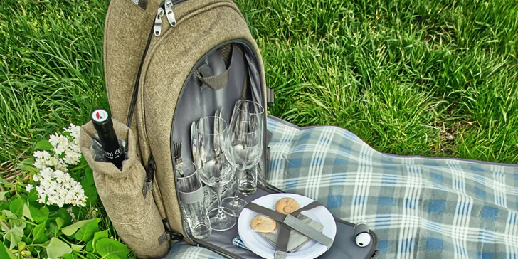 Piknik ve vinici pro 2 osoby: piknikový set s vínem, frizzante i občerstvením