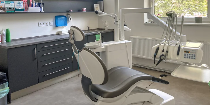 Dentální hygiena včetně airflow a fluoridace pro děti, studenty i dospělé
