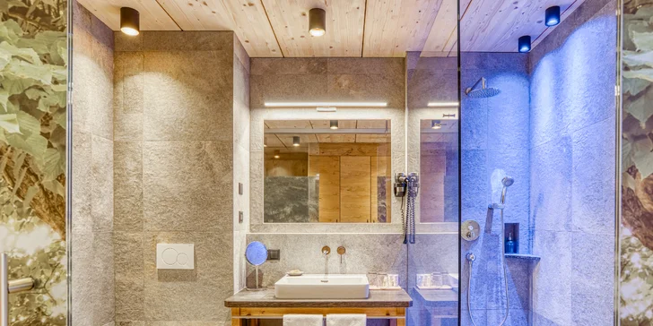 Luxusní Tyrolsko: hotel 300 m od lanovky, bohatá polopenze, bazény a saunový svět
