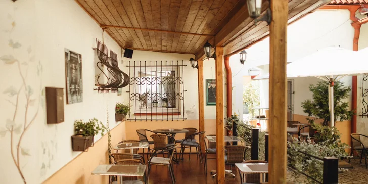 Romantická večeře pro dva: 3chod. degustační italské menu i lahev vína