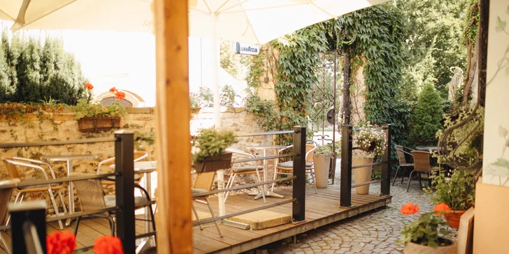 Romantická večeře pro dva: 3chod. degustační italské menu i lahev vína