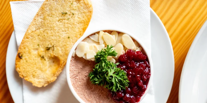 Romantický den pro dva: 5chodové menu, 2 hod. v privátním wellness i masáž