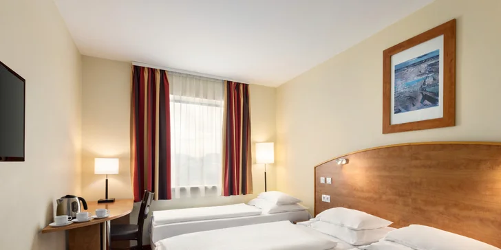 Hotel se snídaní v Praze: za památkami i na nákupy, lokalita u Chodovské tvrze