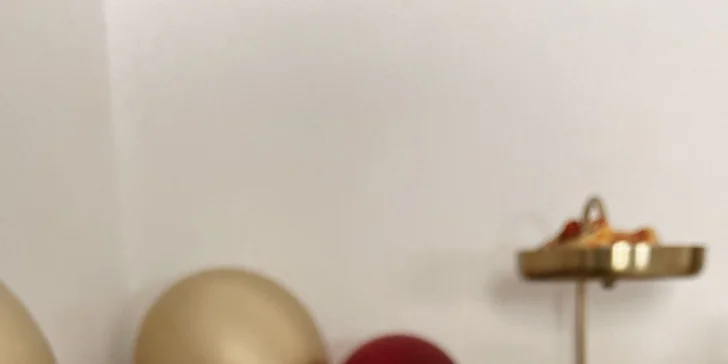 Kurz výroby adventních věnců a svícnů vč. občerstvení v centru Prahy: 1-2 os.