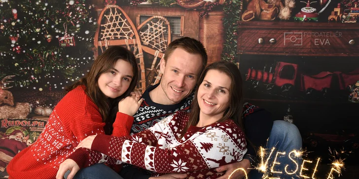 Hodina focení v ateliéru nebo venku: 20 či 40 snímků profesionální kvality