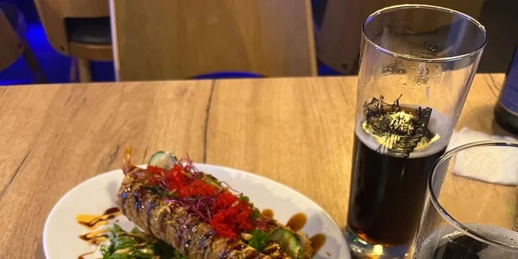 Olomoucká Asie: pestré sety 8–54 kusů sushi s rybami i zeleninou