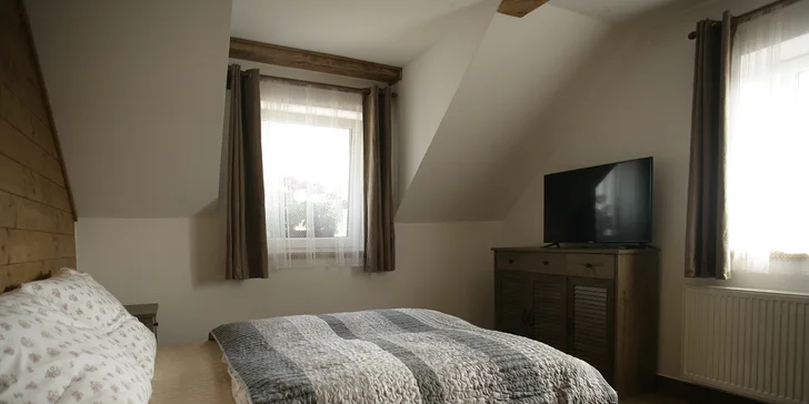 Relax v Podkrkonoší: privátní wellness pro 2 osoby až na 180 minut, sauna, vířivka, občerstvení