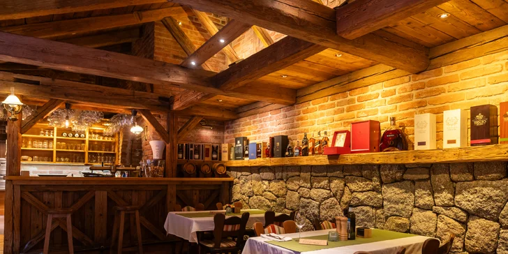 Luxusní 4chod. italské menu pro dva: hovězí carpaccio, medailonky i sklenka vína