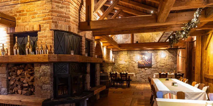 Luxusní 4chod. italské menu pro dva: hovězí carpaccio, medailonky i sklenka vína