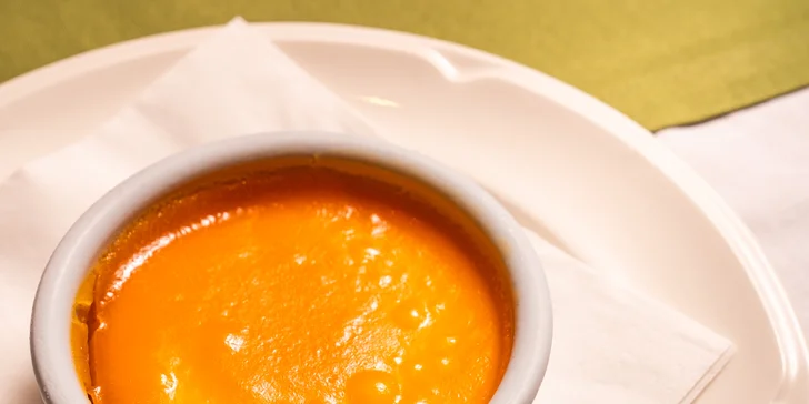 Luxusní 4chod. italské menu pro dva: hovězí carpaccio, medailonky i sklenka vína