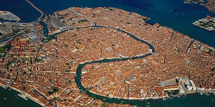Čtyřdenní poznávací zájezd na sever Itálie: Benátky, Verona a Lago di Garda