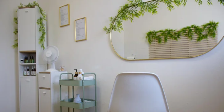 Relaxační spa pro vlasy: mytí, keratinový zábal, masáž hlavy a foukaná