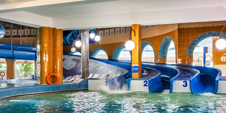 Rodinný pobyt u Mazurských jezer: hotel s aquaparkem, polopenze či plná penze a zábava pro děti