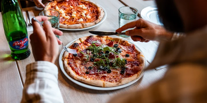 Itálie v Harrachově: pizza o průměru 32 cm podle výběru ze 4 druhů