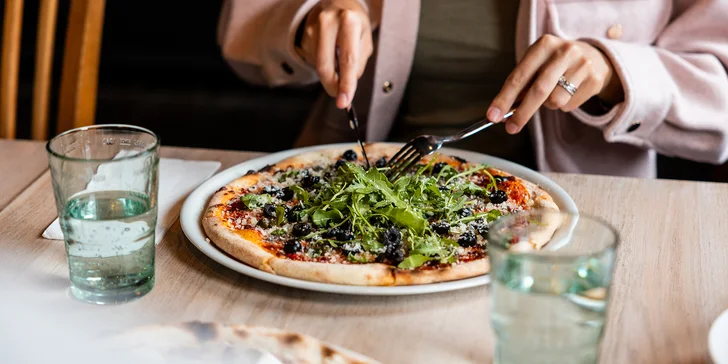Itálie v Harrachově: pizza o průměru 32 cm podle výběru ze 4 druhů