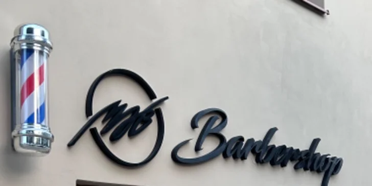 Péče o vousy i vlasy nebo kompletní péče v barberu