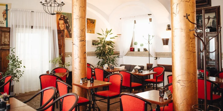 Romantická večeře pro dva: 3chod. degustační italské menu i lahev vína