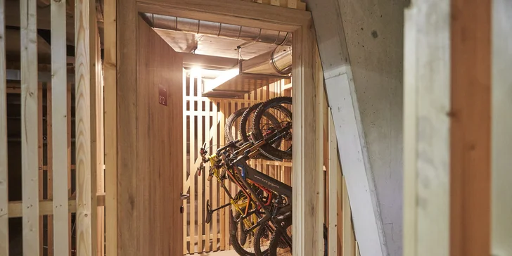 Apartmány v Saalbachu hned u sjezdovky: sauna na pokoji, bazén, snídaně a karta výhod