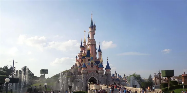 Eiffelovka i zámek Šípkové Růženky: Silvestr v Disneylandu, letecky, 3 noci se snídaní