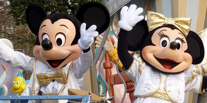 Eiffelovka i zámek Šípkové Růženky: Silvestr v Disneylandu, letecky, 3 noci se snídaní