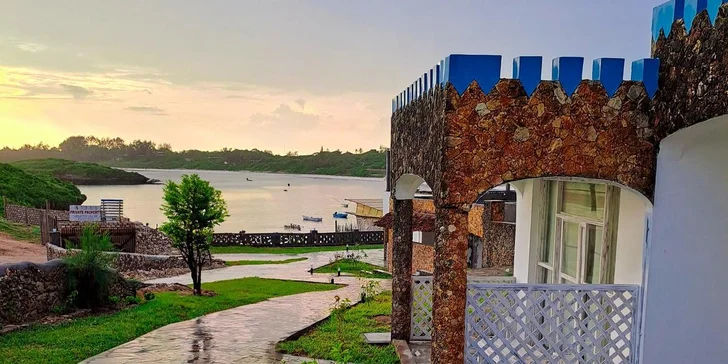 Dovolená v Keni: 4* hotel AHG Lion Beach Resort & SPA, bazén, all inclusive i přímý let