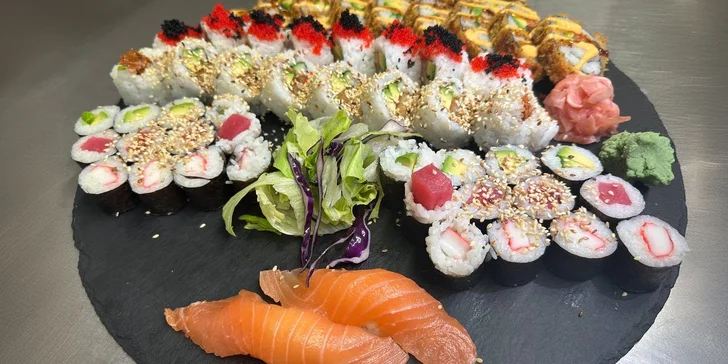 Olomoucká Asie: pestré sety 8–54 kusů sushi s rybami i zeleninou