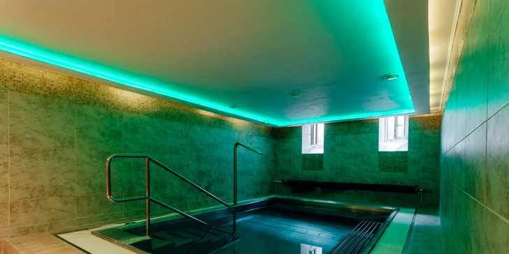 Hotel v obci Heľpa v Nízkých Tatrách: polopenze, hodina bowlingu, výlety i možnost 2hod. wellness