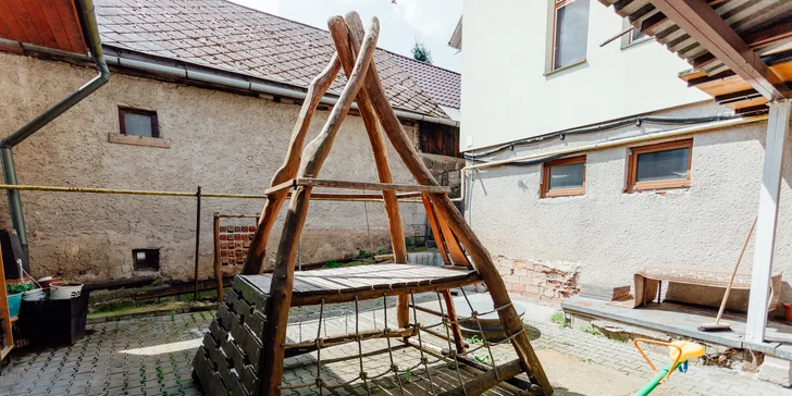 Hotel v obci Heľpa v Nízkých Tatrách: polopenze, hodina bowlingu, výlety i možnost 2hod. wellness