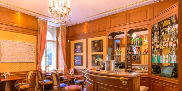 Romantika ve 4* hotelu kousek od Petřína: pobyt se snídaní i víkend s piknikem