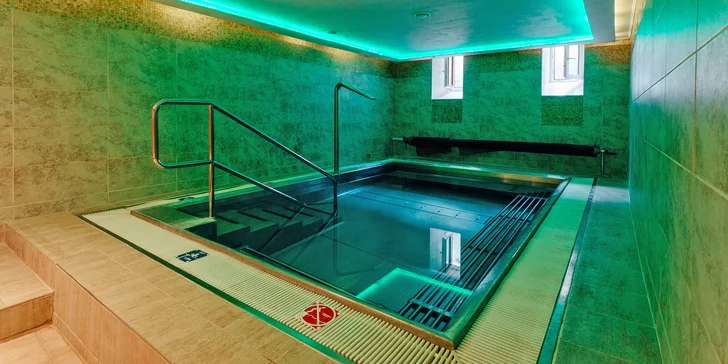 Hotel v obci Heľpa v Nízkých Tatrách: polopenze, hodina bowlingu, výlety i možnost 2hod. wellness