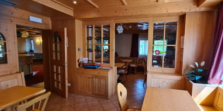 Pobyt v Dolomitech: hotel u sjezdovky s polopenzí i 30 min. ve wellness