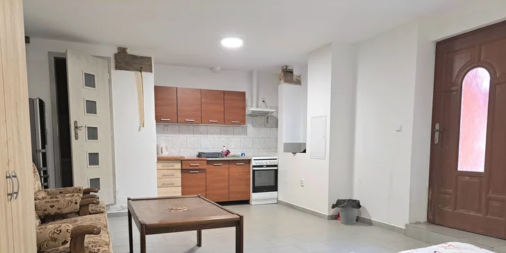 Statek nedaleko Červené Lhoty: pobyt až pro 6 osob, sauna i péče o koně