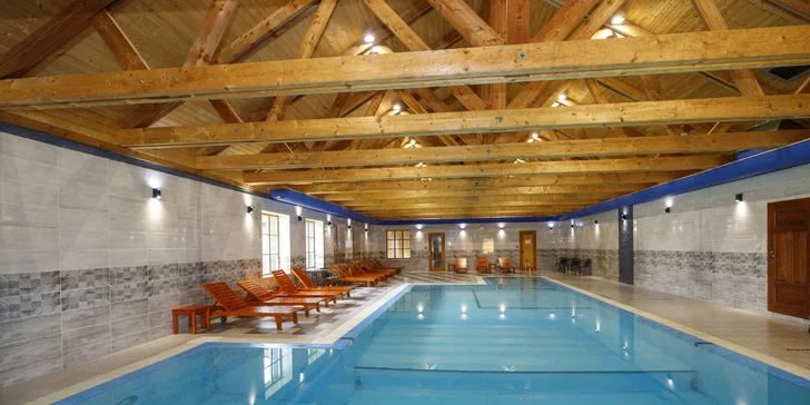 Pobyt ve vyhlášeném historickém Penzionu Rejvíz s výborným jídlem a vnitřním i venkovním wellness